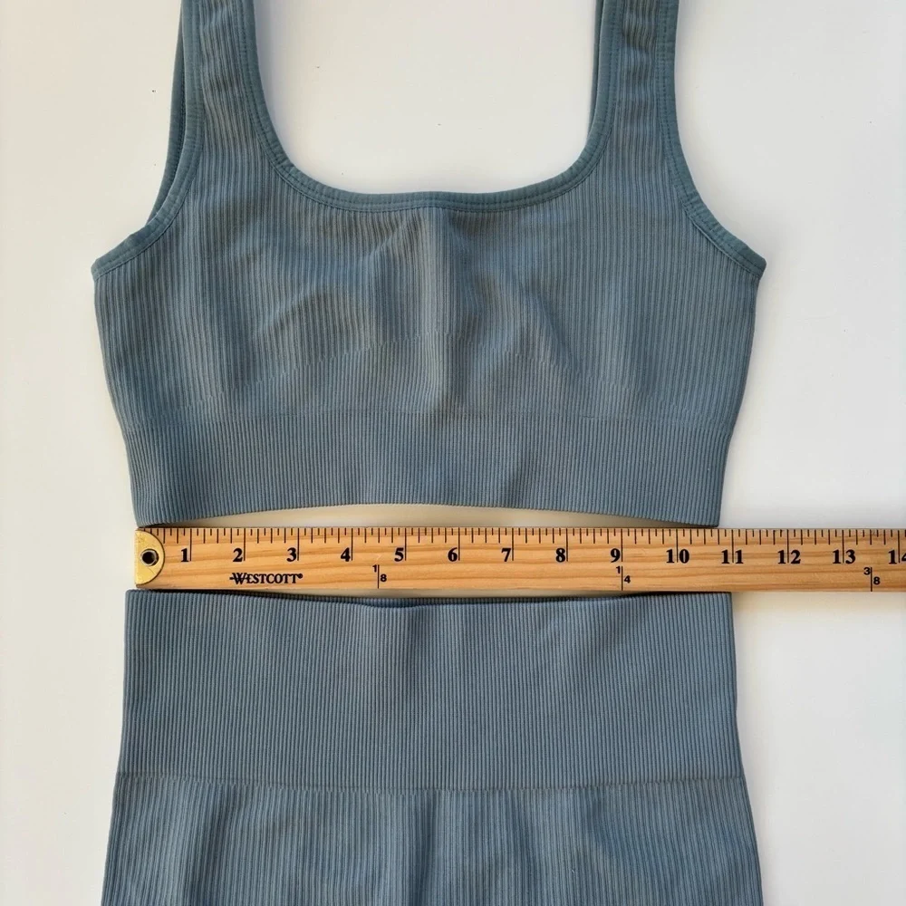 Women's Work out Sets Sage Green White LOT OF TWO sets Stretchy Size XS